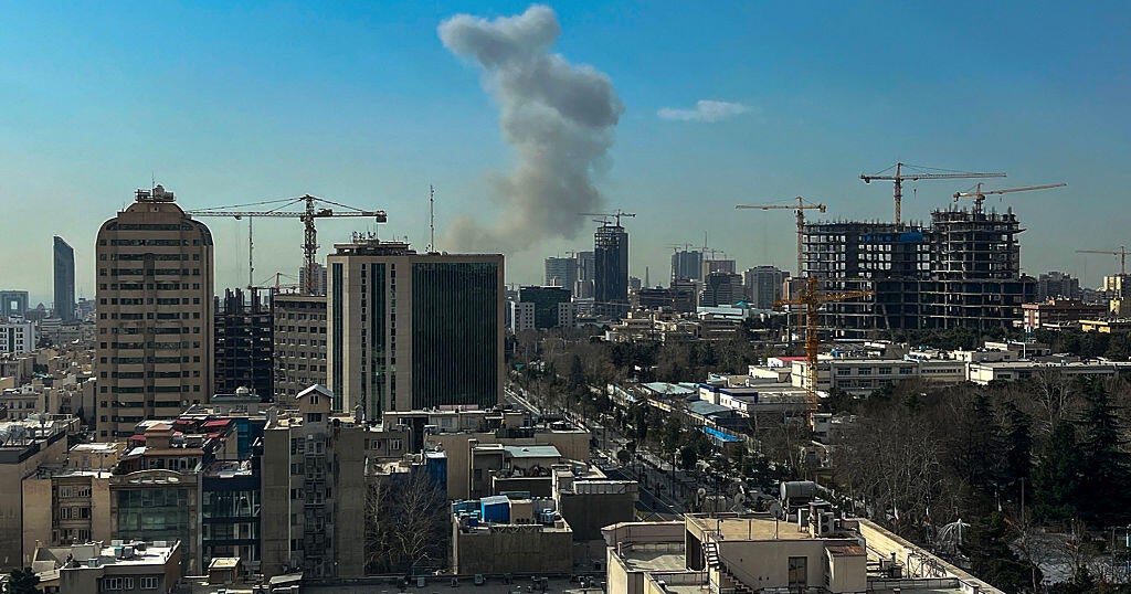 How Media Depicts US-Israel Strikes on Iran: Global Reactions